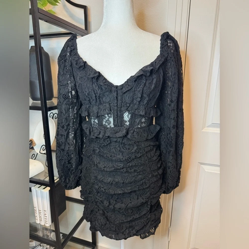 NWT ASTR the Label Womens Lace Mini Cocktail and Party Dress Black Size S - Picture 3 of 7
